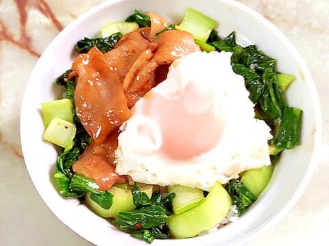 ご飯が進む味?豚バラとチンゲンサイのオイマヨ丼♪